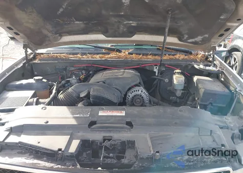 2008 Chevrolet Tahoe Ls из США, поврежденный, VIN 1GNFC13C28R193831